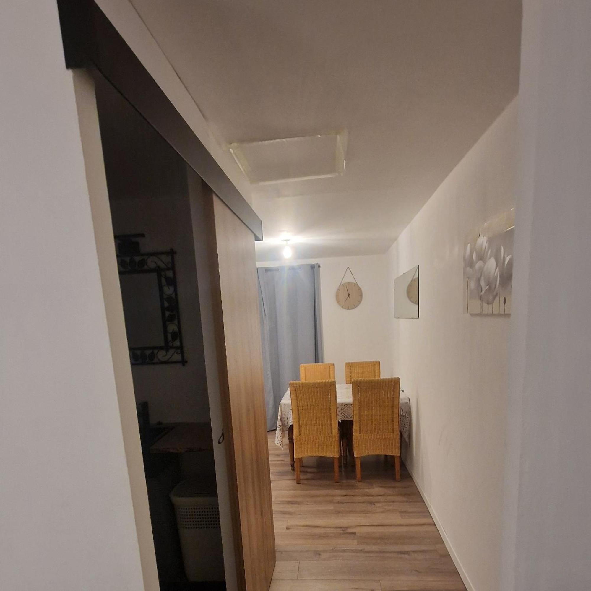Studio Renard Quartier Marais, Terrasse En Rez De Jardin, Matelas Confort Bourges Bagian luar foto